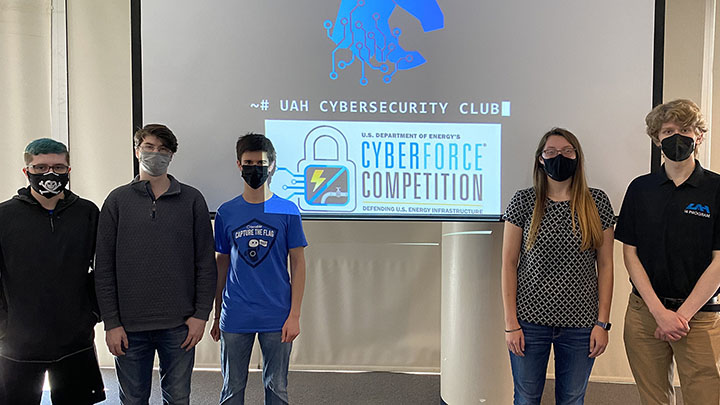 group photo of the uah cyber club ?>