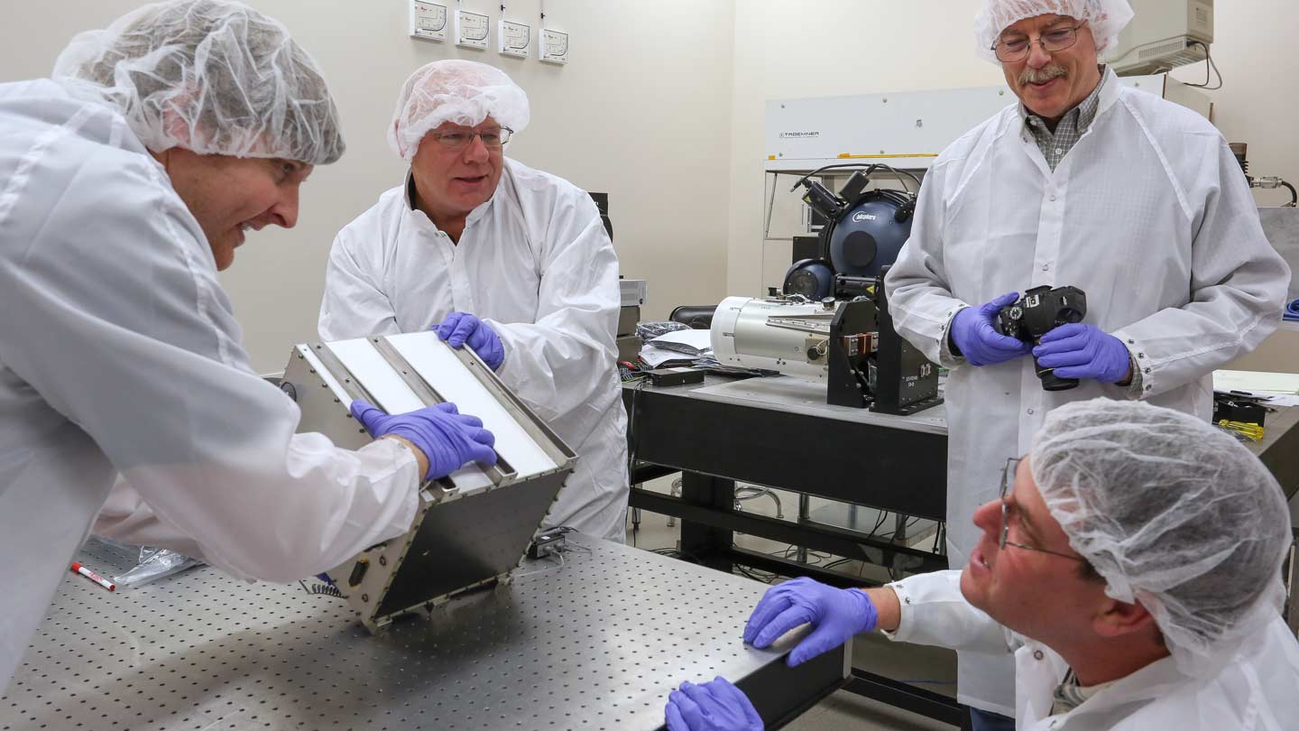 Clockwise from left, RSESC research scientist Thor Wilson, MSFC’s Steve Pavelitz, ESSC principal research scientist Mike Stewart and MFSC’s Brents Pepper