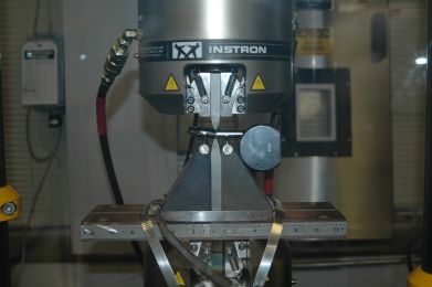 instron grips lab news