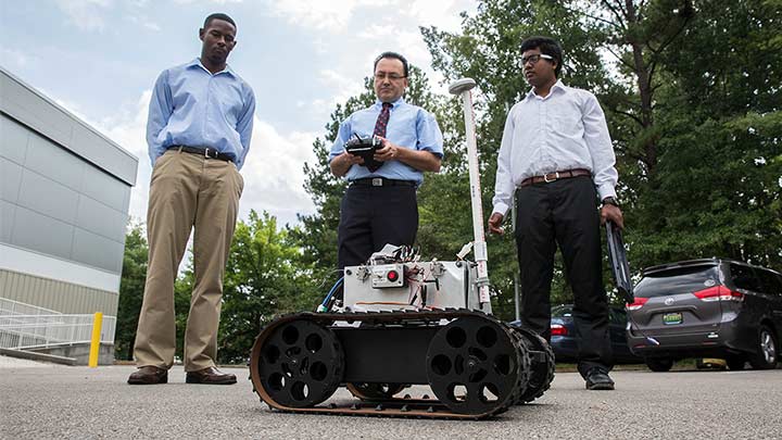 WHNT interviews UAH students, advisor about autonomous robot build