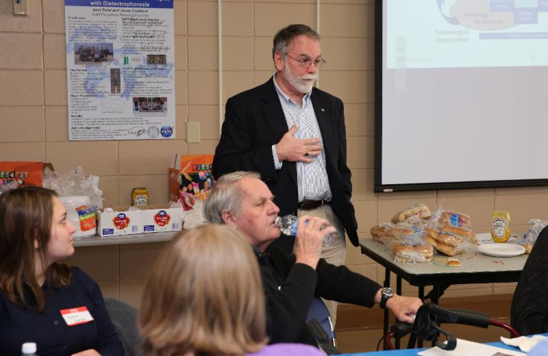 Dr. Thomas speaking at UAH Propulsion Research Center