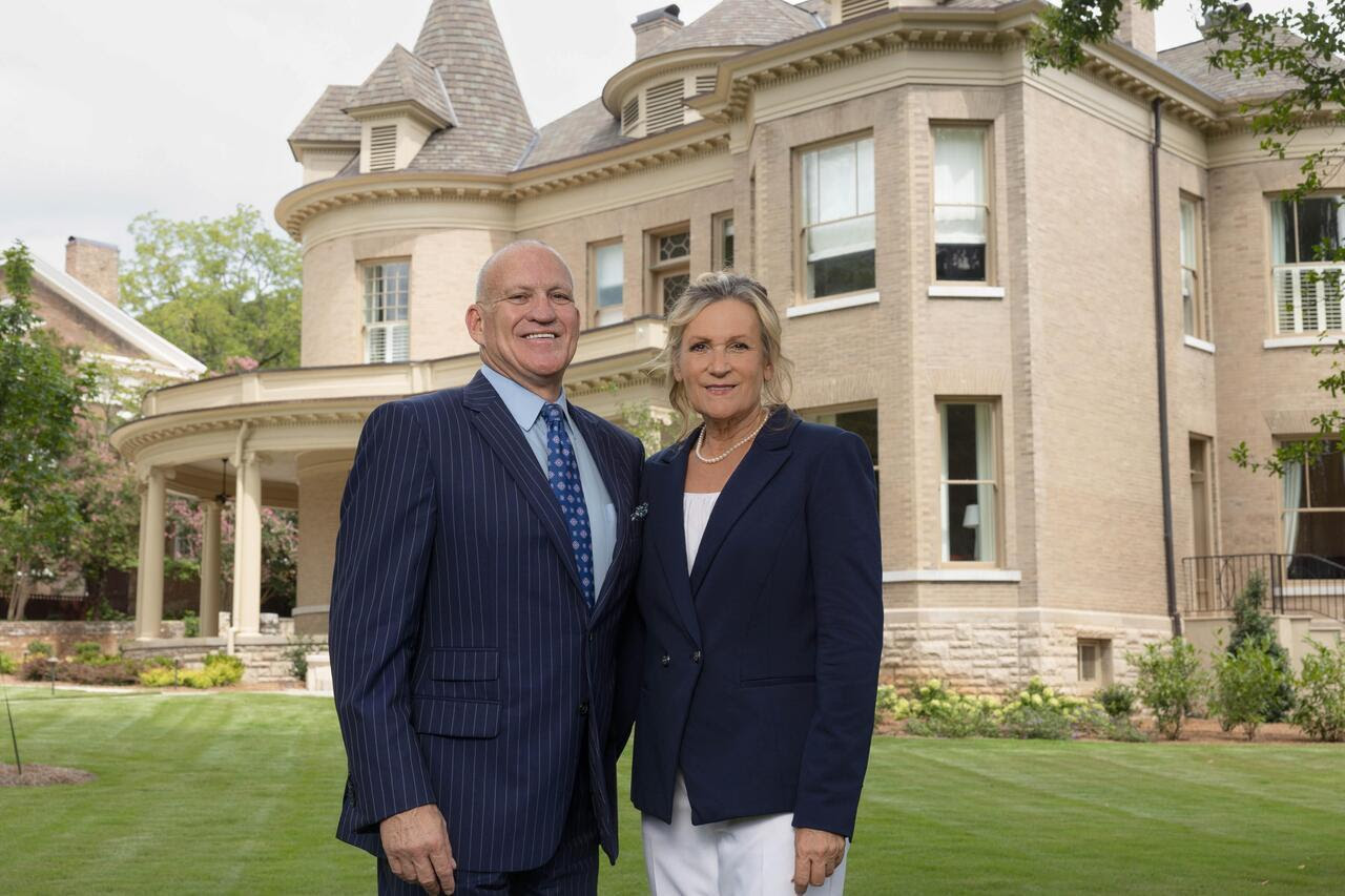 Dr. Karr and Mrs. Jodie Karr