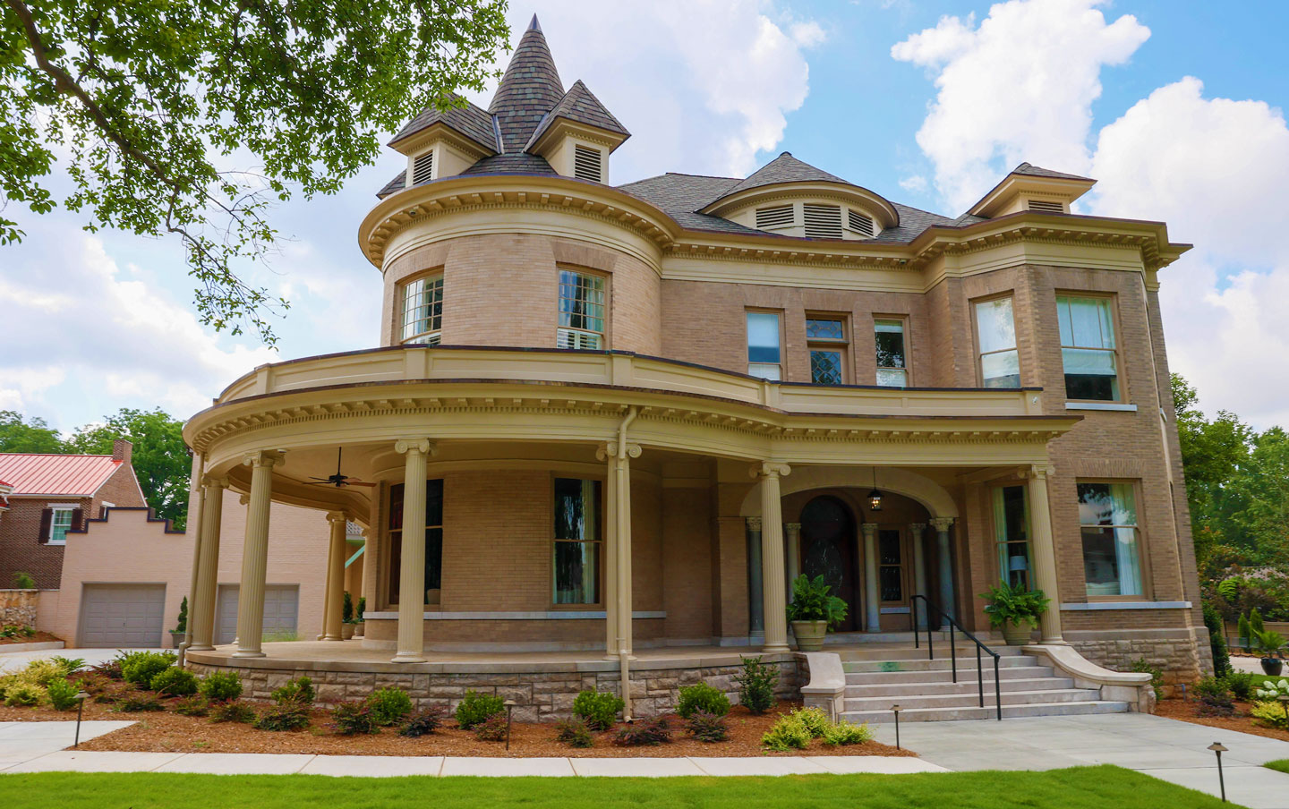 Lowe House, UAH's president's residence in historic Twickenham, downtown Huntsville.