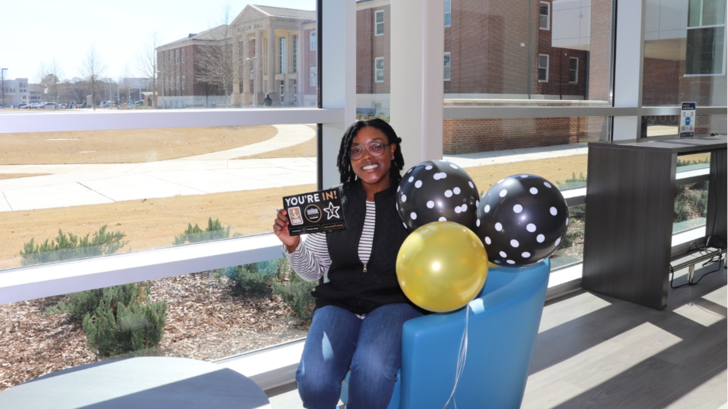 CAHS Ambassador, Jalexia Andrews, accepted to Vanderbilt's Peabody Graduate School of Education