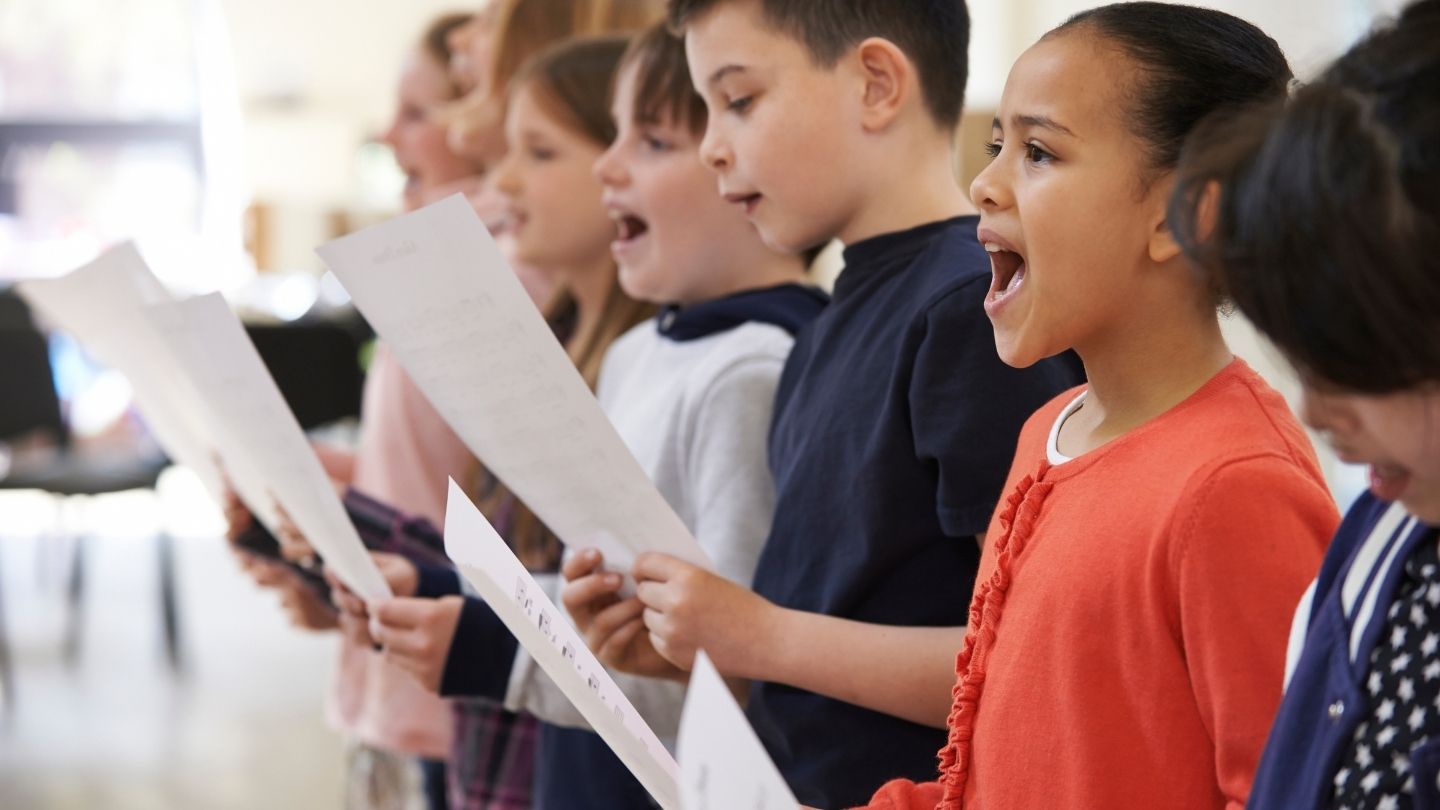 mat header kids choir