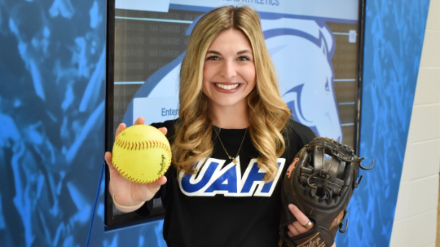 cropped alexa douthitt1final 1