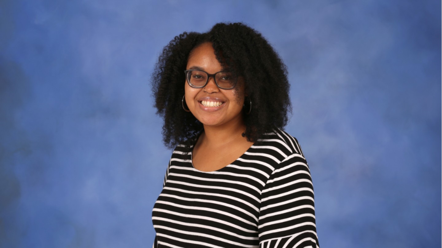 2022 Top Scholar Brianna Stanley poses