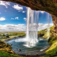 Seljalandfoss-waterfall