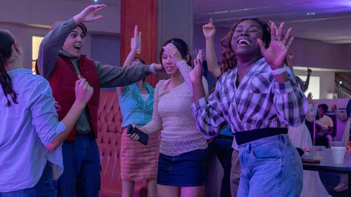 student-life-students-having-fun-1440