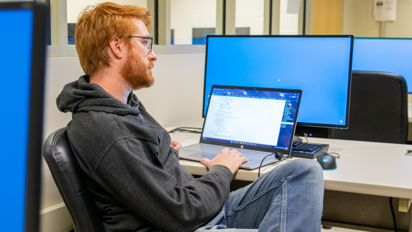 Computer-Science-UAH-Student-1