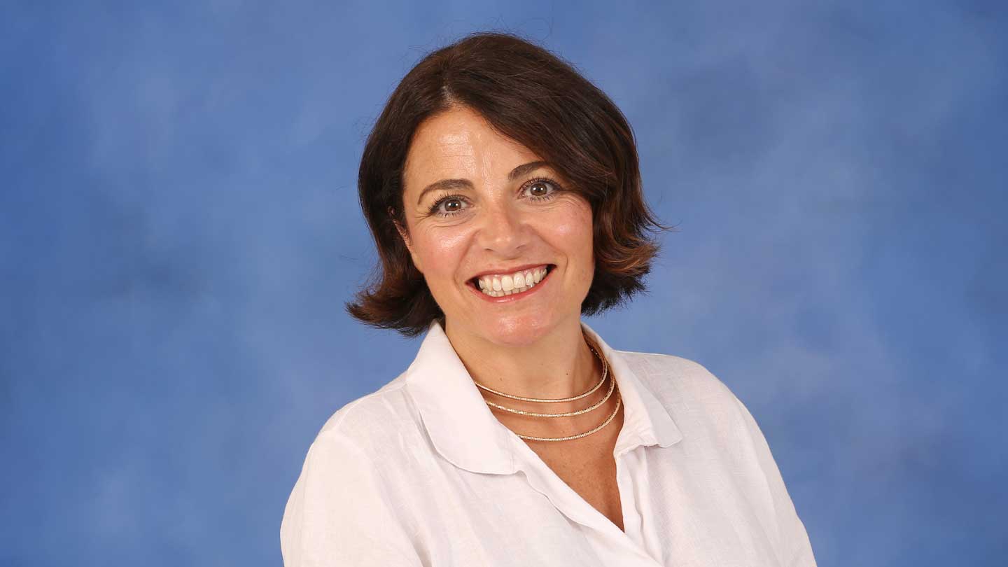 Dr. Valentina Iscaro