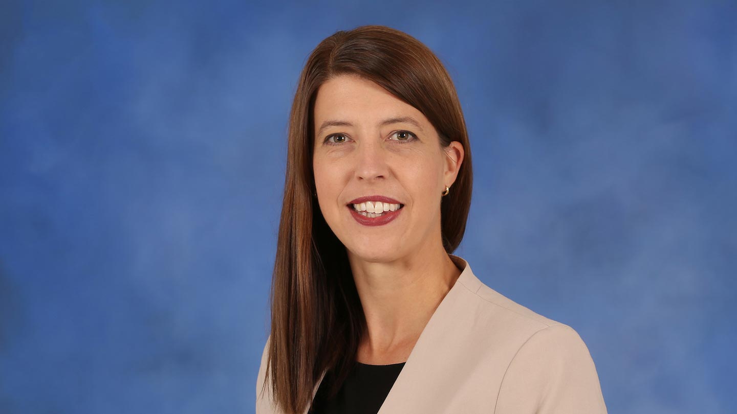 Dr. Kristin Weger