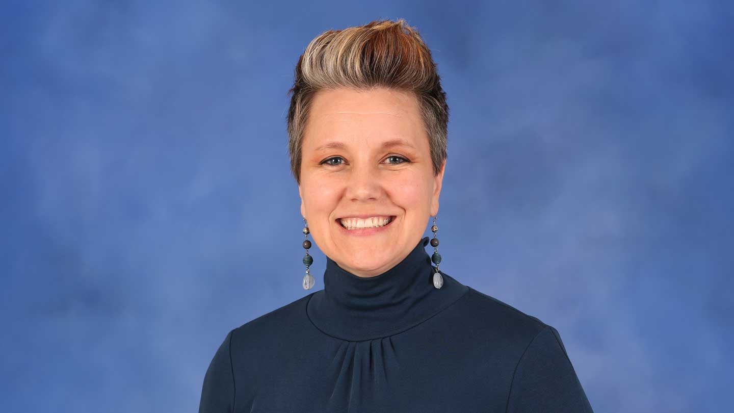 Dr. Christina Steidl