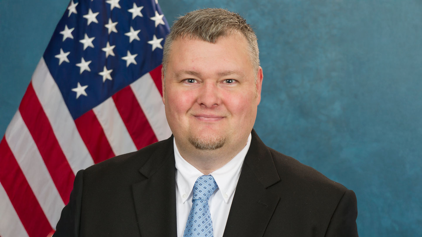 Dr. Jeremy L. Barnes