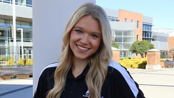 Elle Yarbrough