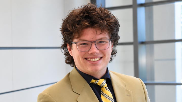 Ethan Smith