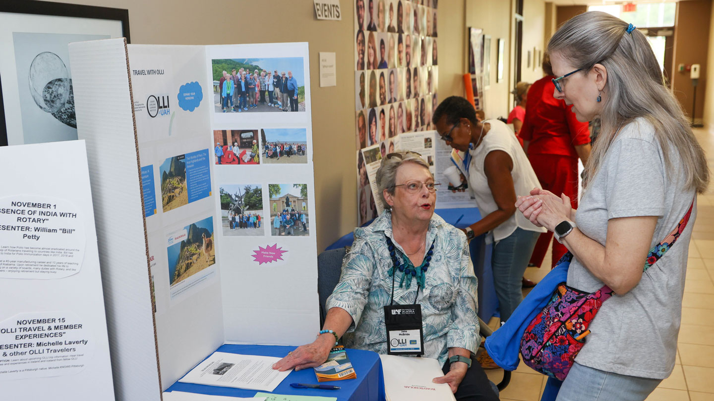 Guests at the fall 2024 open house for the Osher Lifelong Learning Institute at The University of Alabama in Huntsville (OLLI at UAH) learn about upcoming courses from instructors on Aug. 16, 2024. Discover what’s happening during OLLI’s spring 2025 semester at the next open house on Jan 10, 2025. 