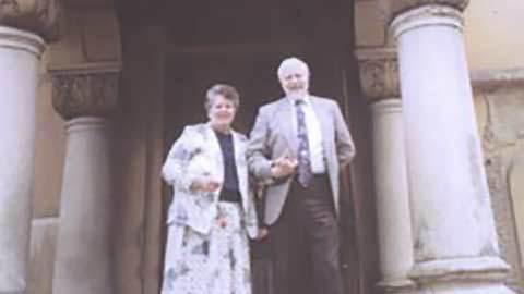 Dr. ..  McCollum și soția sa, Barbara McCollum, București.