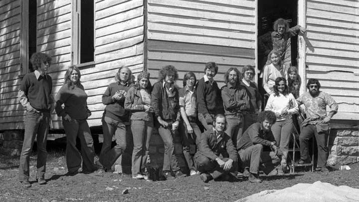 art students gathered in front of the Union Grove Gallery & Meeting Hall