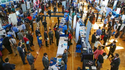 More than 900 students and about 125 employers recently attended the Spring Career Fair at UAH ?>