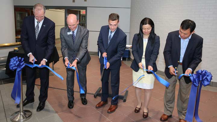 College of Business launches new finance lab to give students hands-on experience ?>