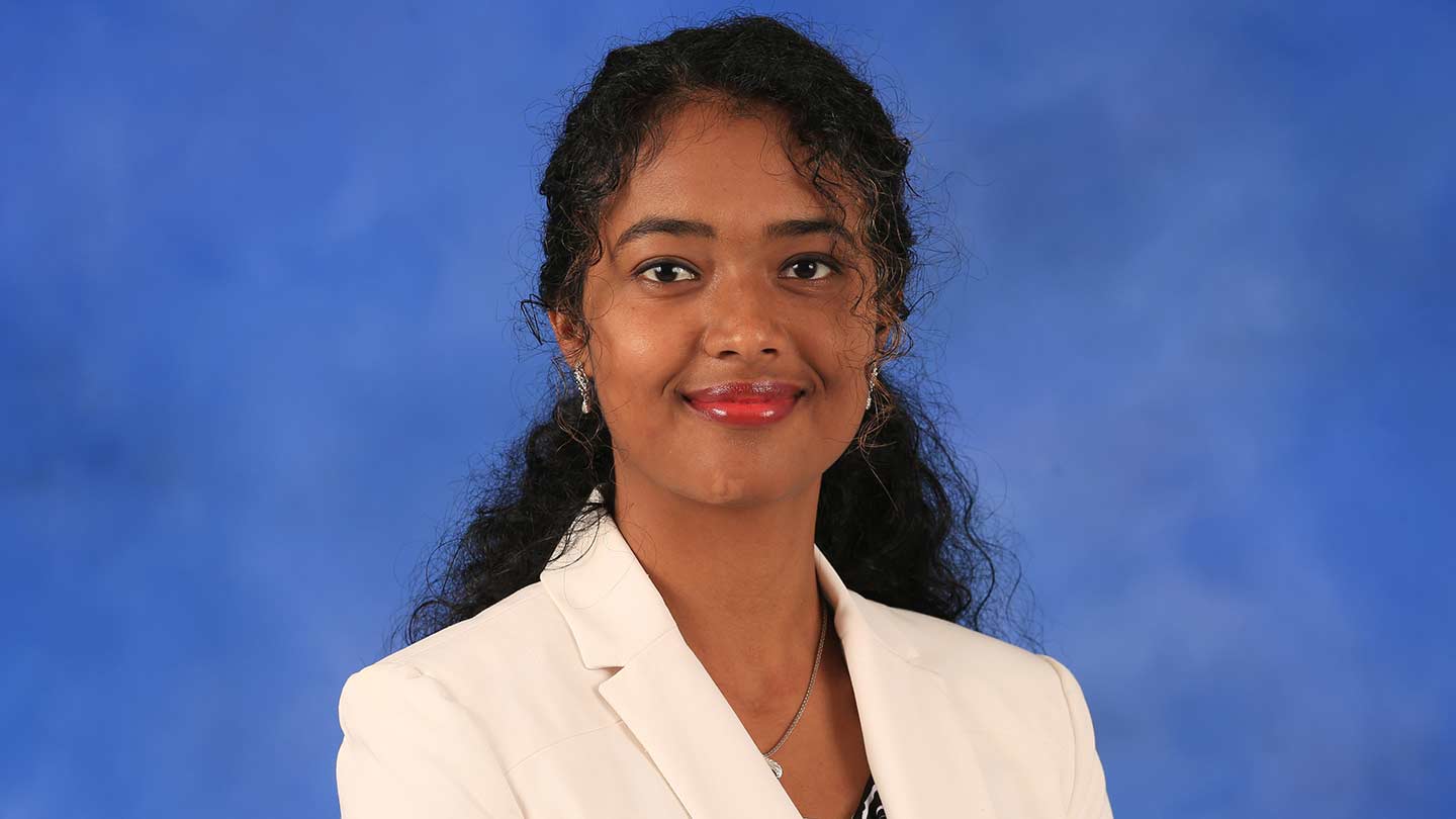 A portrait of Dr. Vineetha Menon, the IEEE-HKN Outstanding Young Professional for 2021.