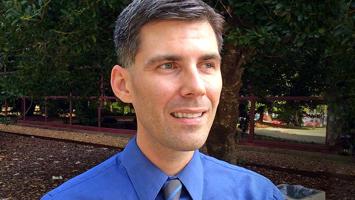 Real-world business project teaches students value of accounting