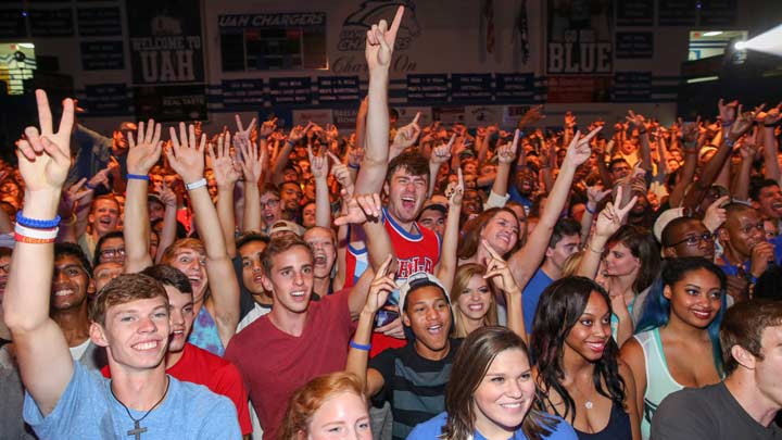 T-Pain performs at UAH