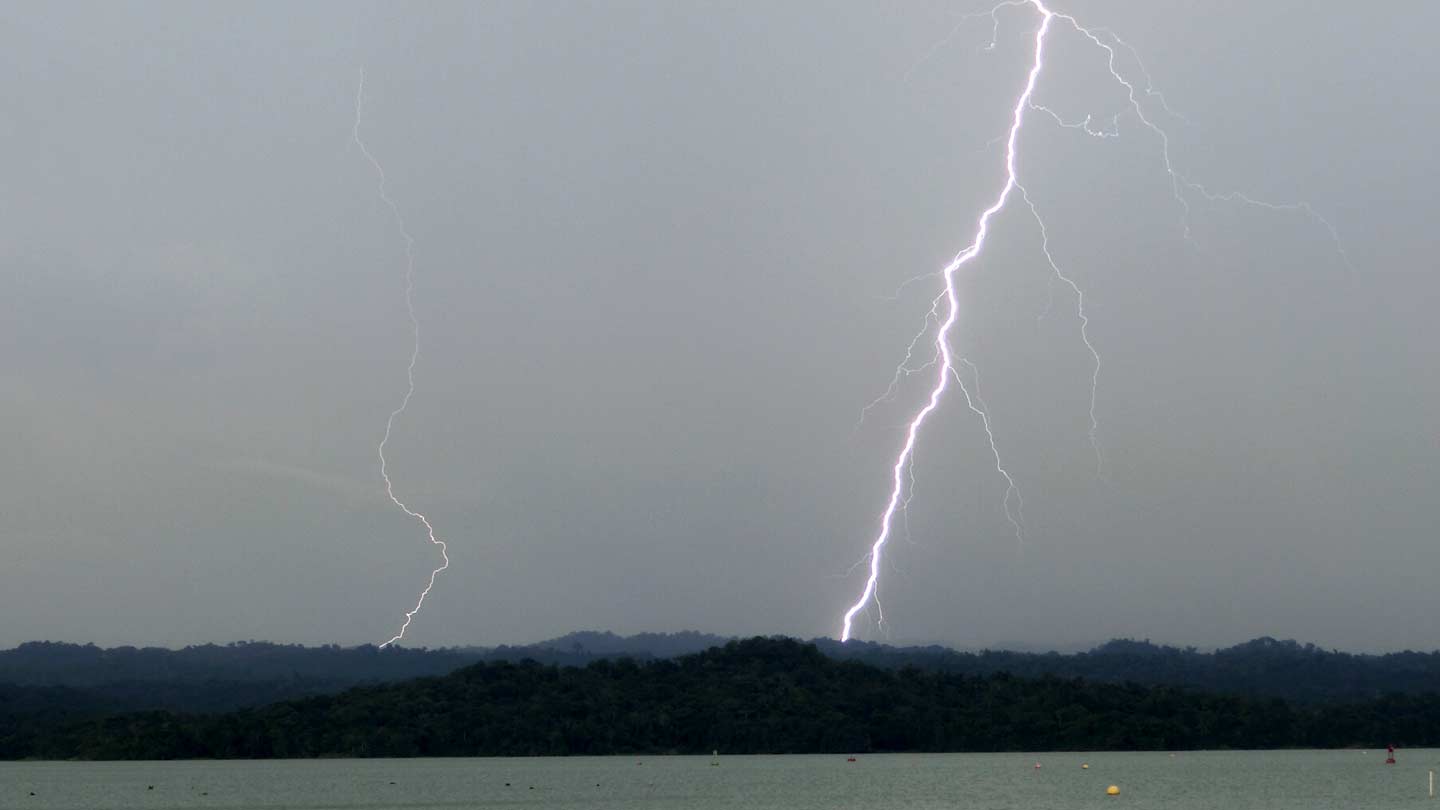 Panama Lightning