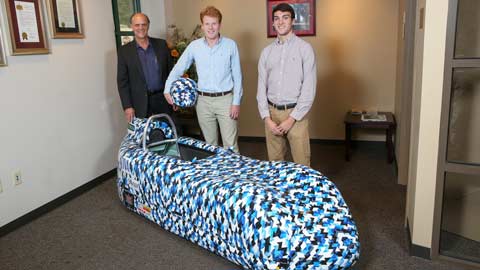 Students' electric vehicle heading to England for race ?>
