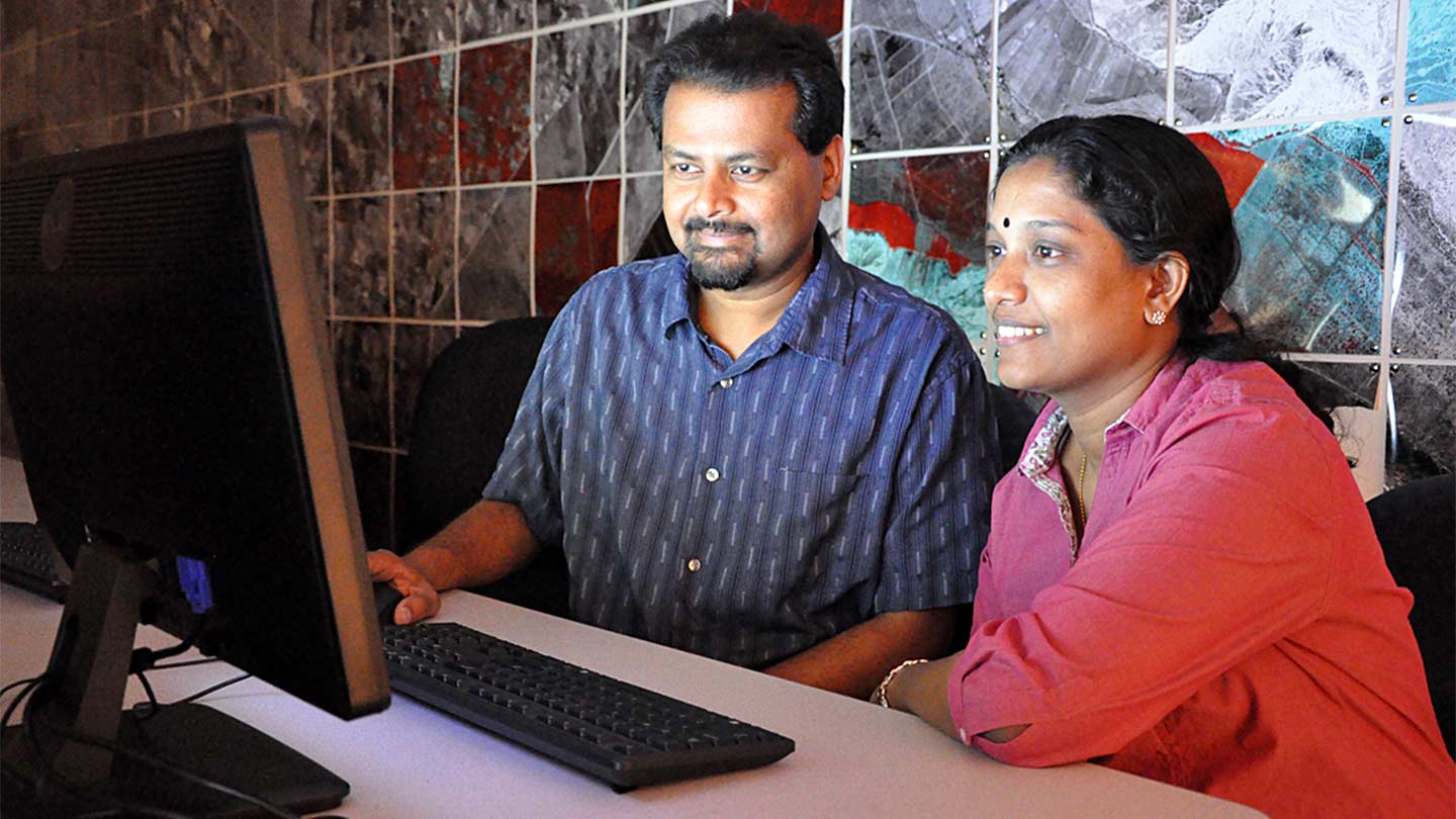 Udaysankar Nair and Divya Senan