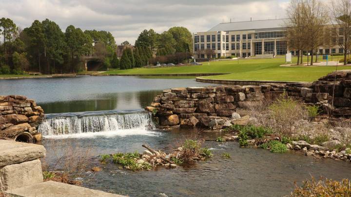 UAH campus lake